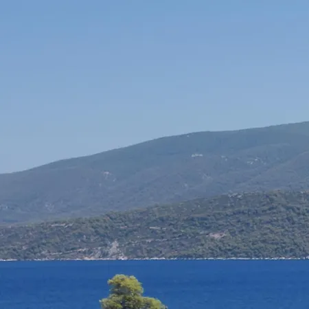 Blue Sunrise House - 230m From