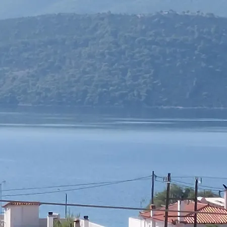 Blue Sunrise House - 230m From Villa Loutra Elenis