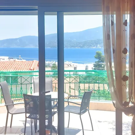 Blue Sunrise House - 230m From Loutra Oreas Elenis